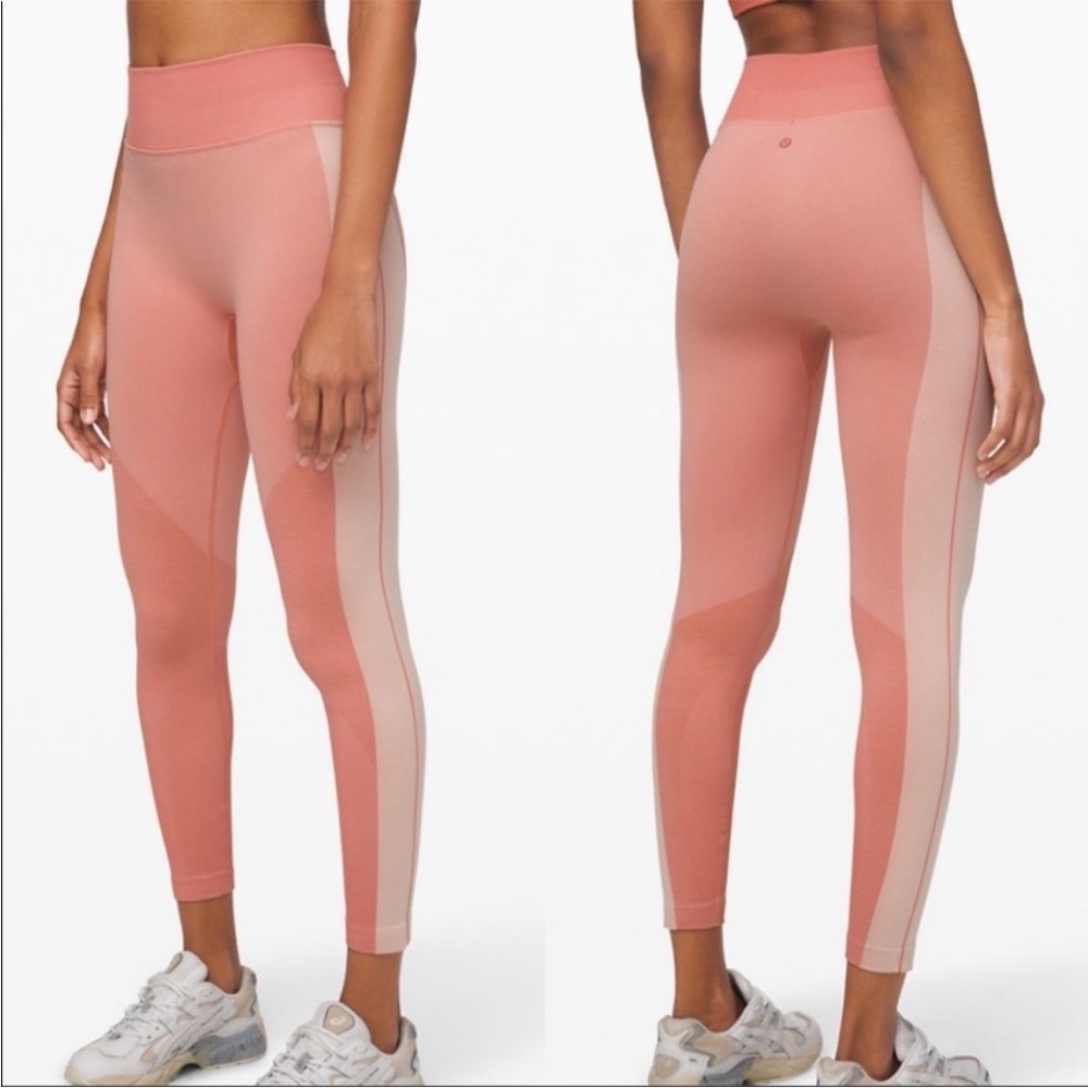 Lululemon Ebb to Train tight abstract. Size 4. NWOT